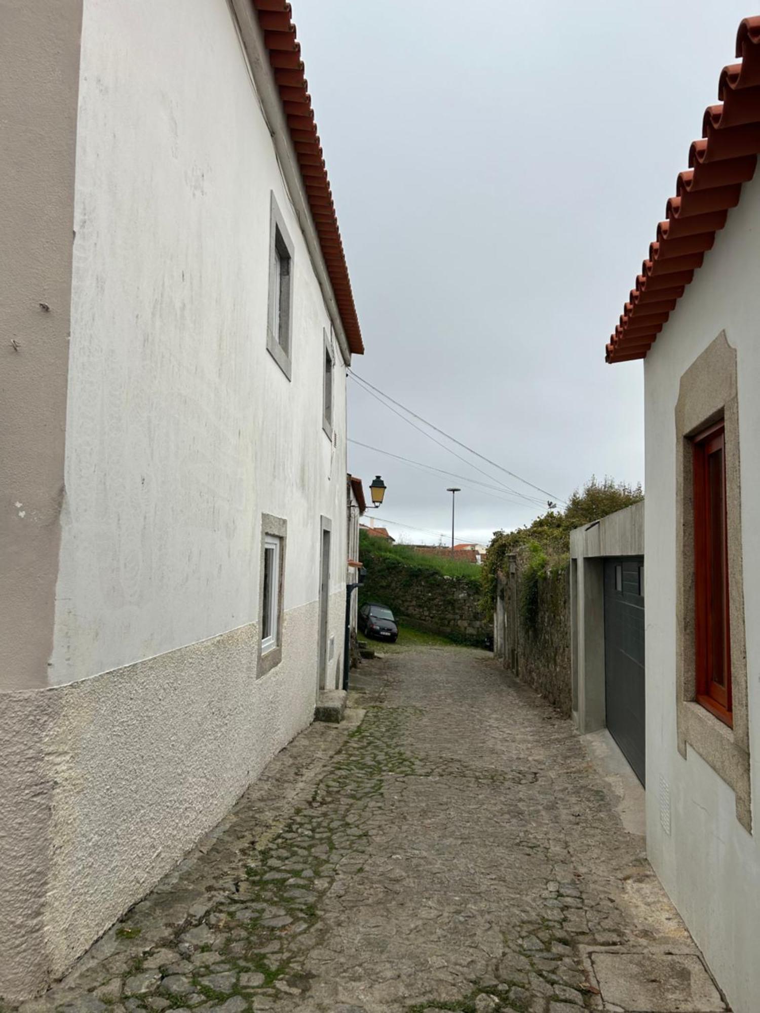 Appartement Casas Sebastiao - Tourist House à Caminha Chambre photo